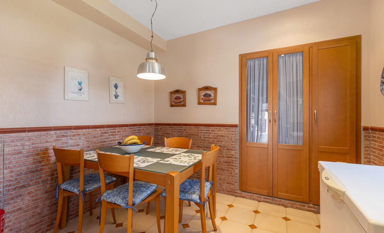 Sale - Villa - Torrevieja - Rocio del mar