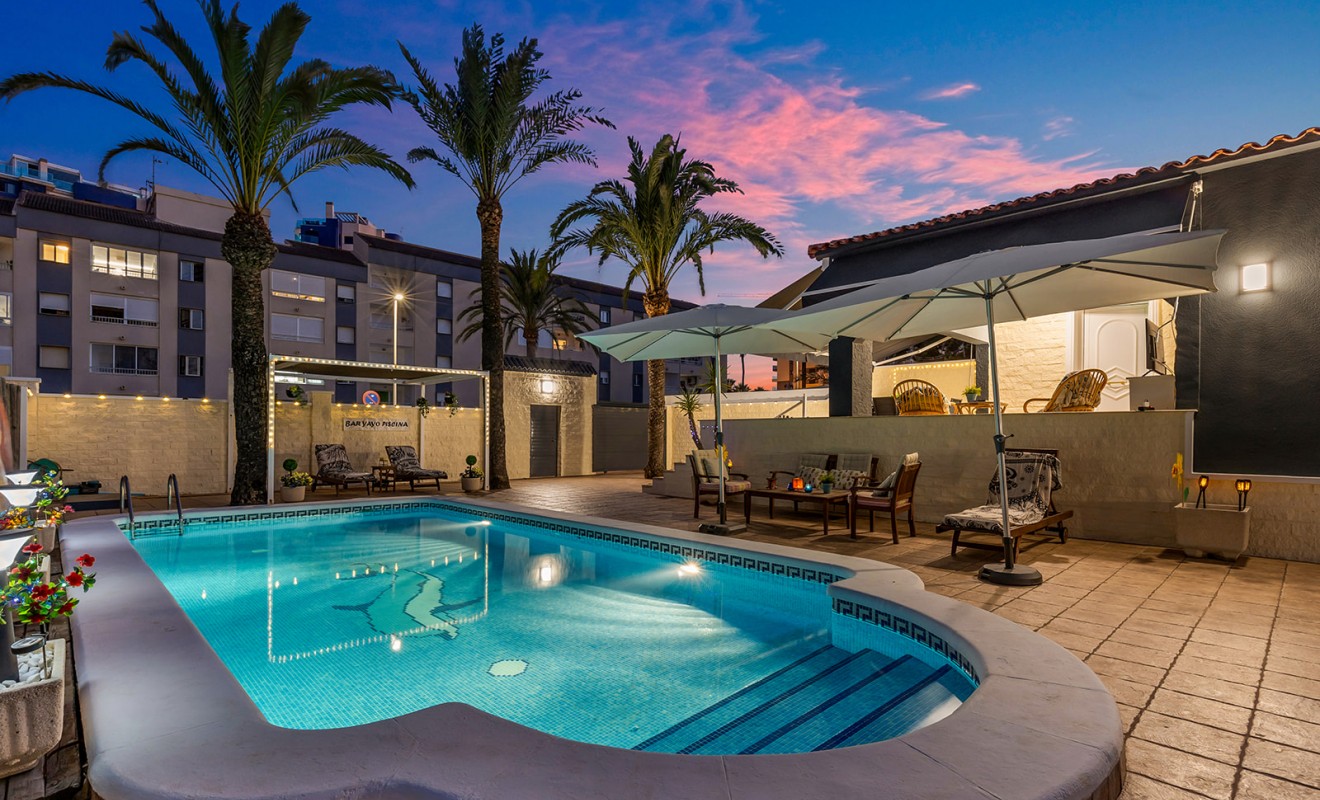 Sale - Villa - Torrevieja - Rocio del mar