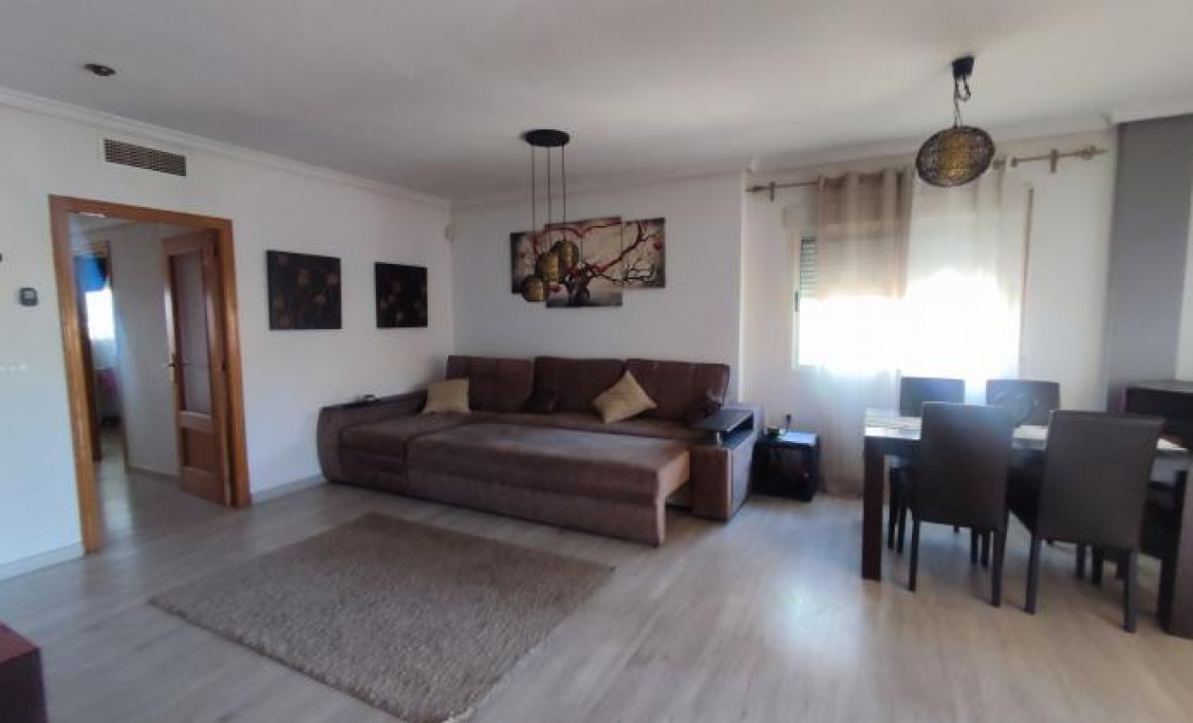 Wederverkoop - Villa - Torrevieja - Aguas Nuevas