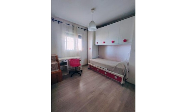 Wederverkoop - Villa - Torrevieja - Aguas Nuevas