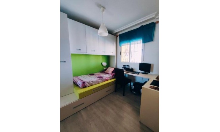 Wederverkoop - Villa - Torrevieja - Aguas Nuevas