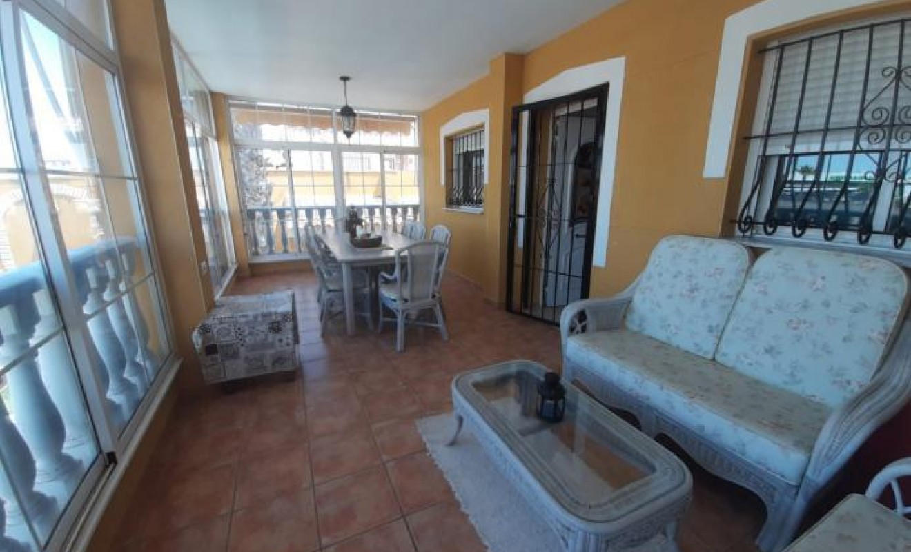 Wederverkoop - Villa - Torrevieja - Aguas Nuevas