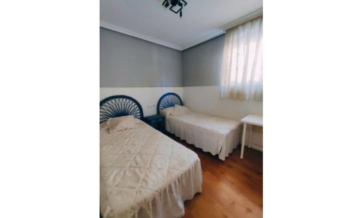 Wederverkoop - Villa - Torrevieja - Aguas Nuevas