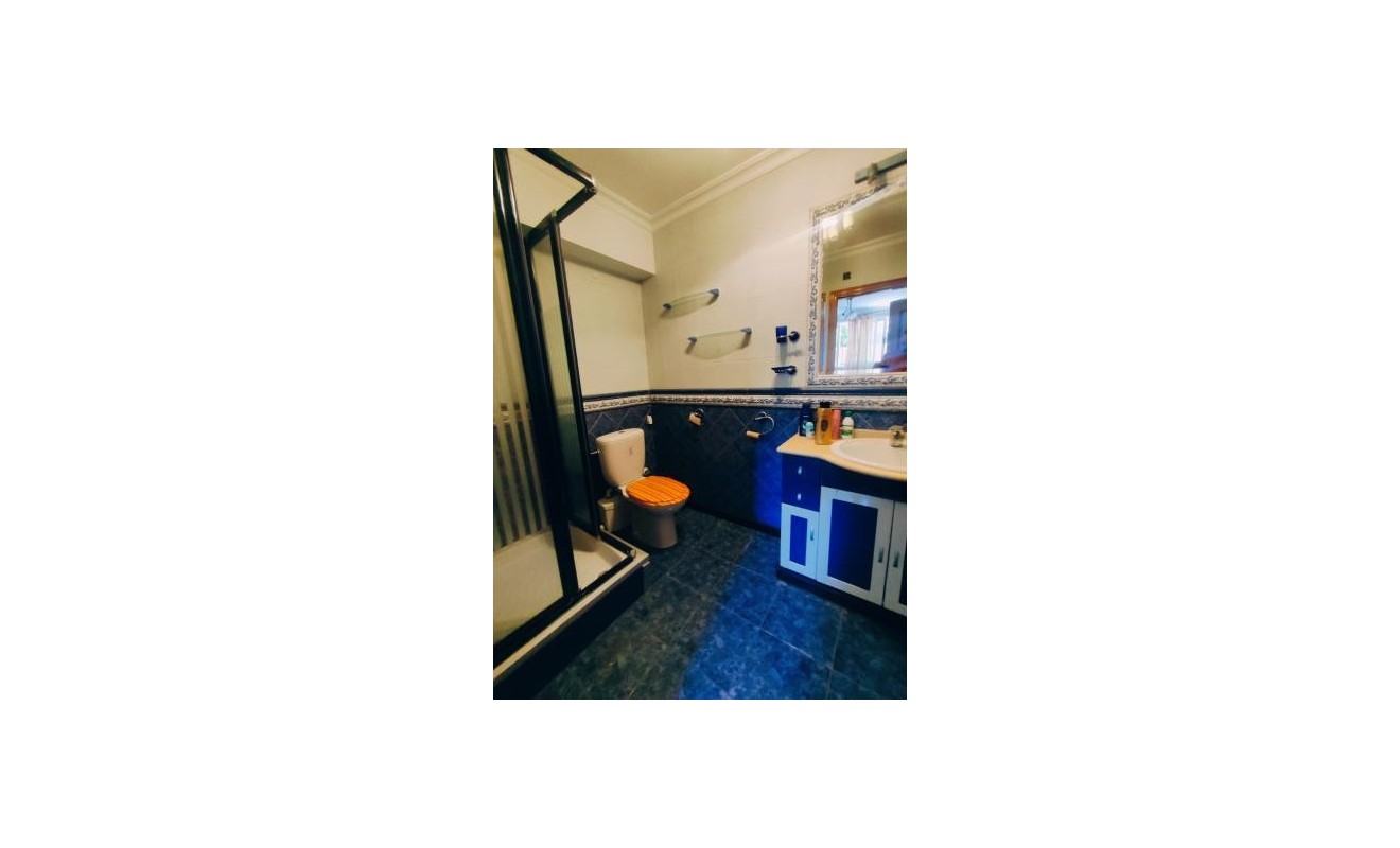 Wederverkoop - Villa - Torrevieja - Aguas Nuevas