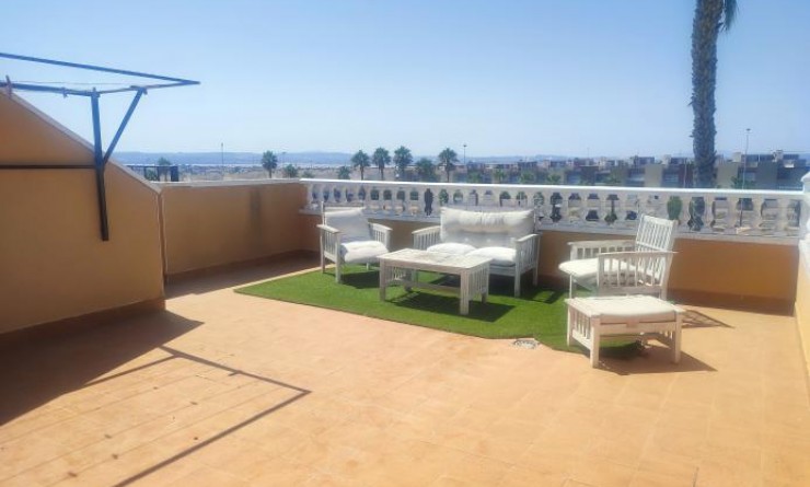 Wederverkoop - Villa - Torrevieja - Aguas Nuevas