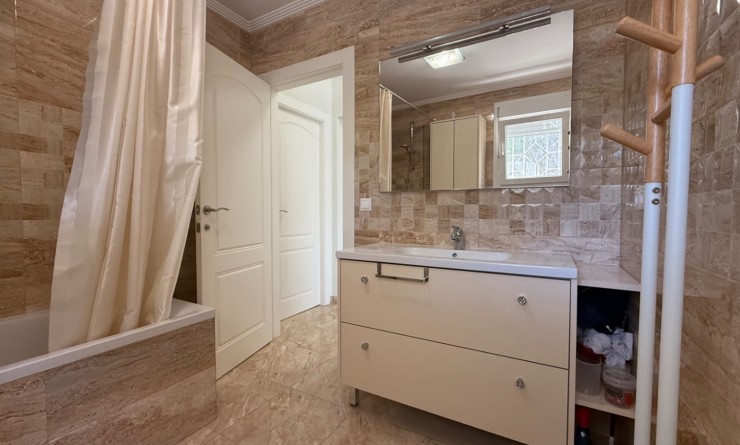 Wederverkoop - detached_house - Torrevieja - Costa Blanca Sur