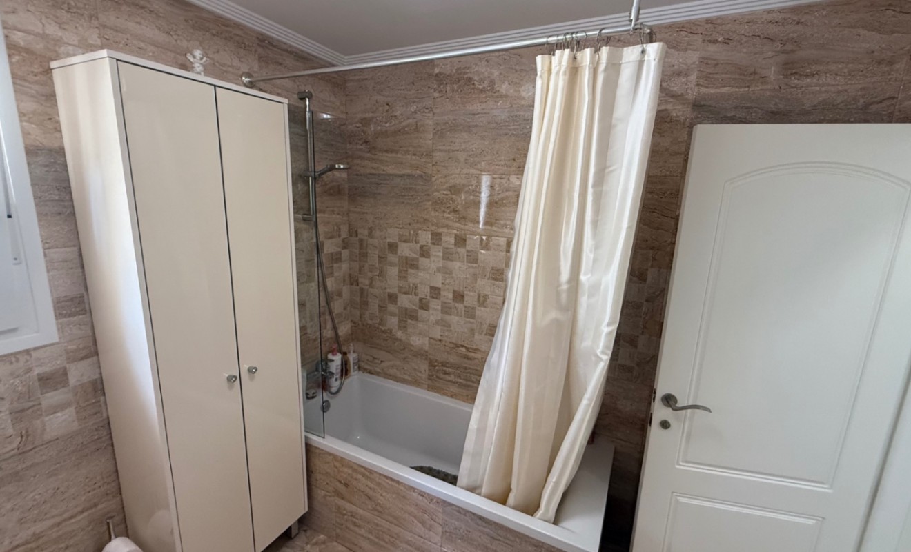 Wederverkoop - detached_house - Torrevieja - Costa Blanca Sur