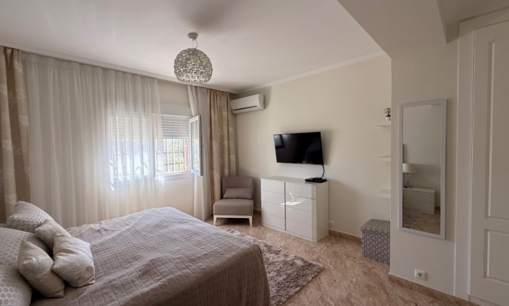 Wederverkoop - detached_house - Torrevieja - Costa Blanca Sur