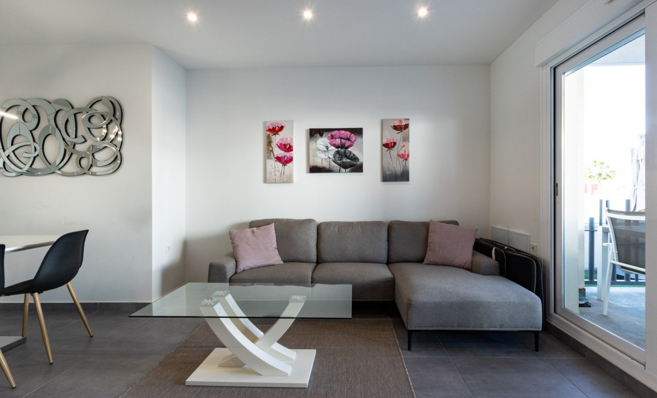 Sale - Bungalow - Torrevieja - Aguas Nuevas