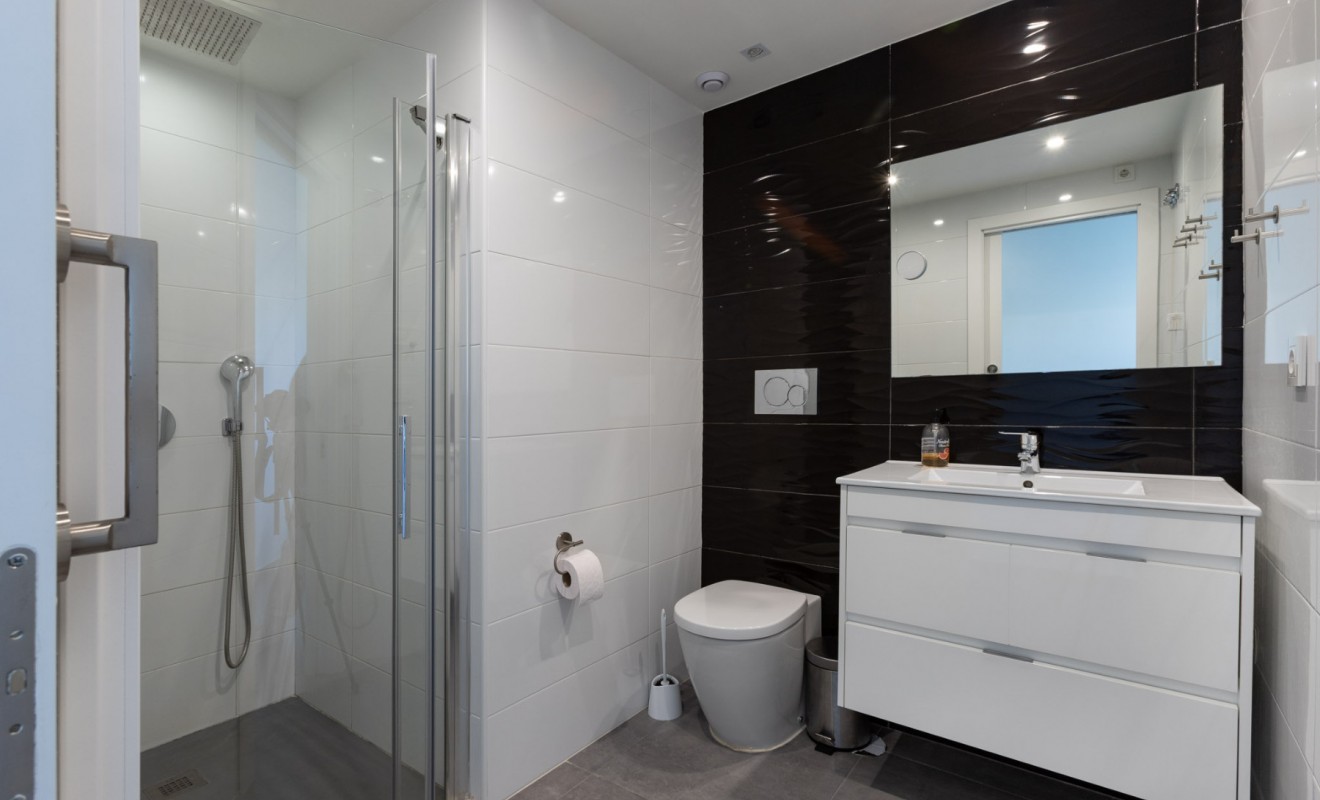 Sale - Bungalow - Torrevieja - Aguas Nuevas