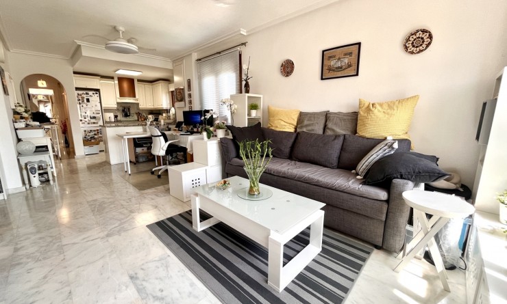 Sale - Apartment - Villamartín