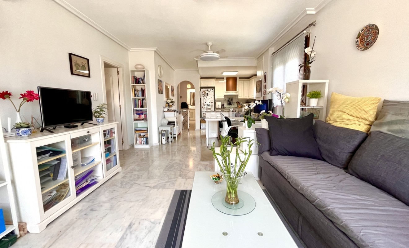 Sale - Apartment - Villamartín