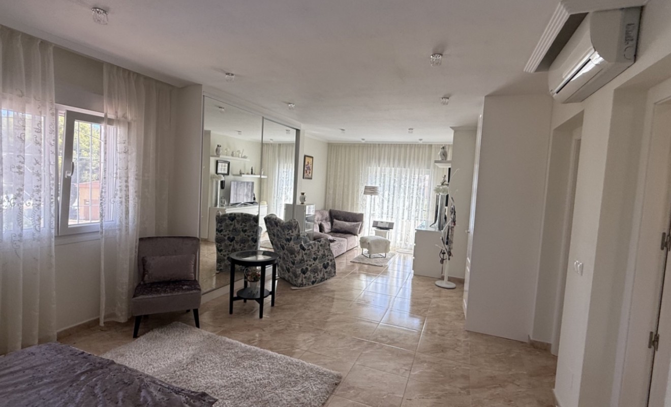 Wederverkoop - detached_house - Torrevieja - Costa Blanca Sur