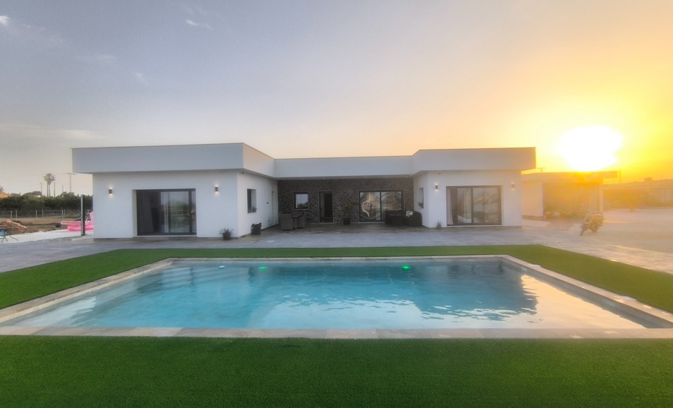 Wederverkoop - Villa - Los Montesinos - La herrada