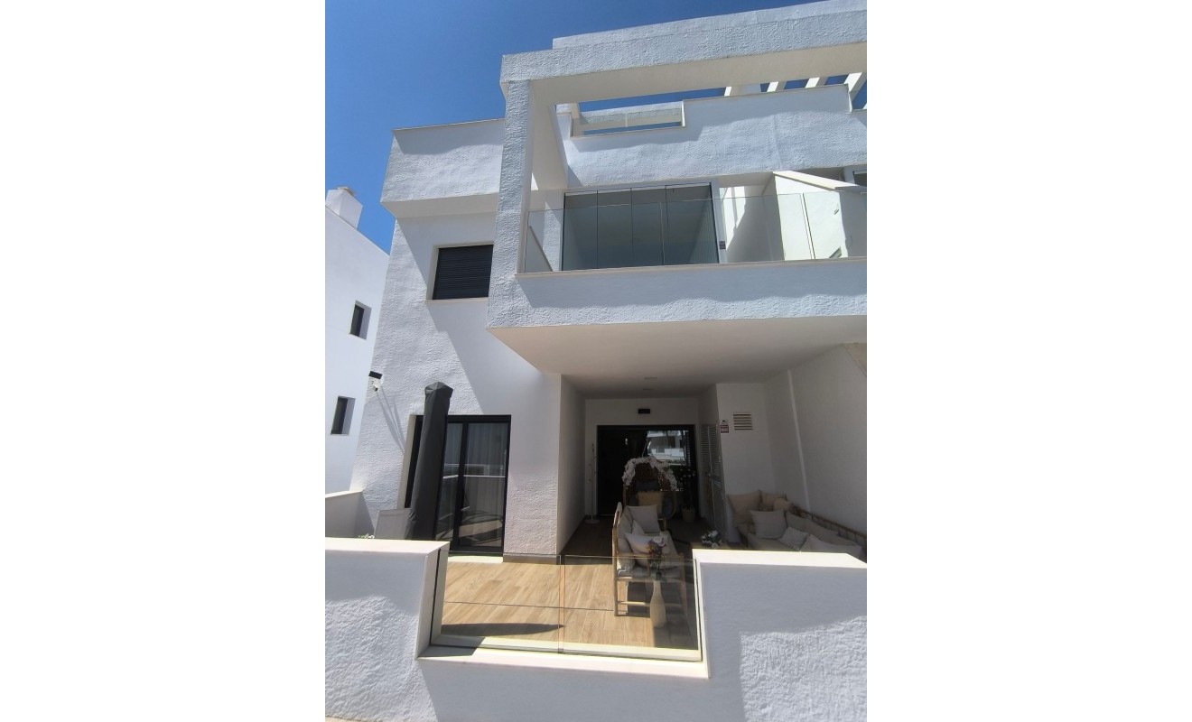 Sale - Bungalow - Torrevieja - Los balcones