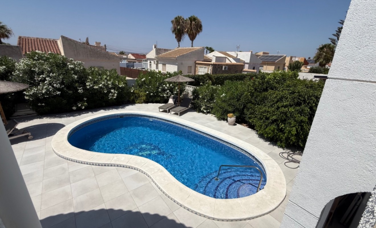 Wederverkoop - detached_house - Torrevieja - Costa Blanca Sur