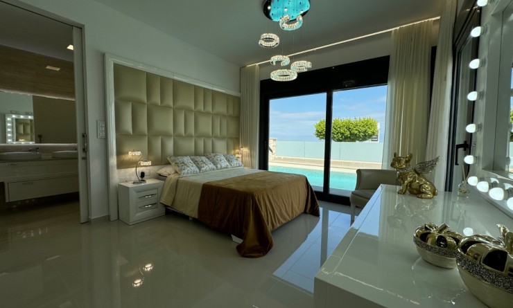 Sale - Villa - San Miguel de Salinas