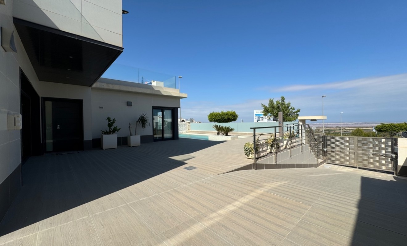 Sale - Villa - San Miguel de Salinas