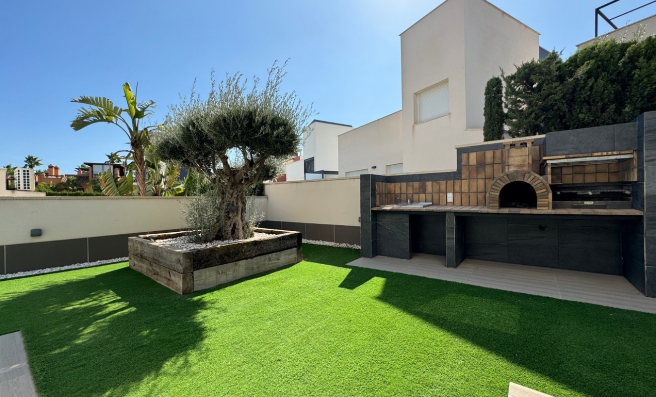 Sale - Villa - San Miguel de Salinas