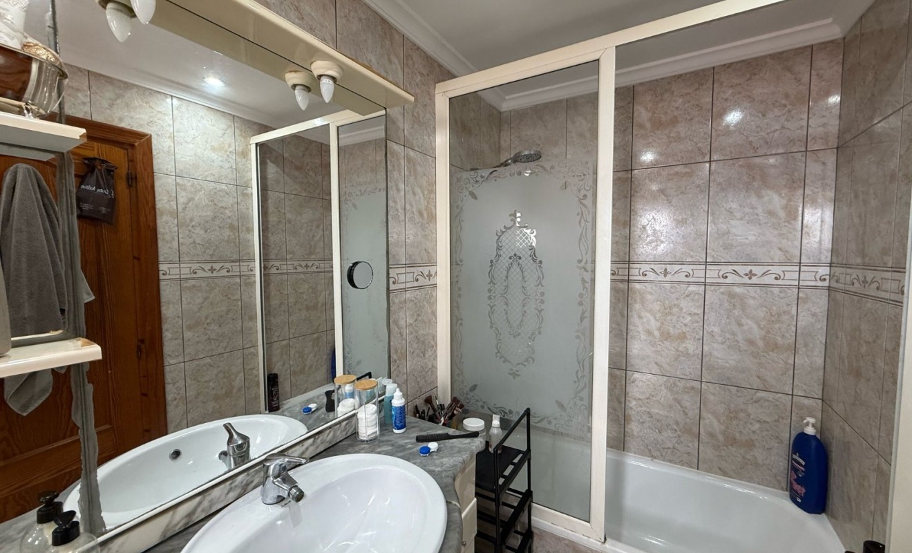 Wederverkoop - Study - Moraira - center