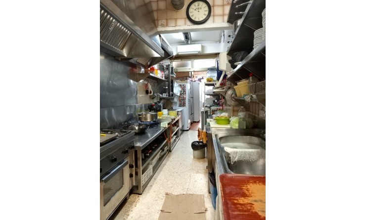 Sale - Commercial - Benidorm - Zona de Poniente