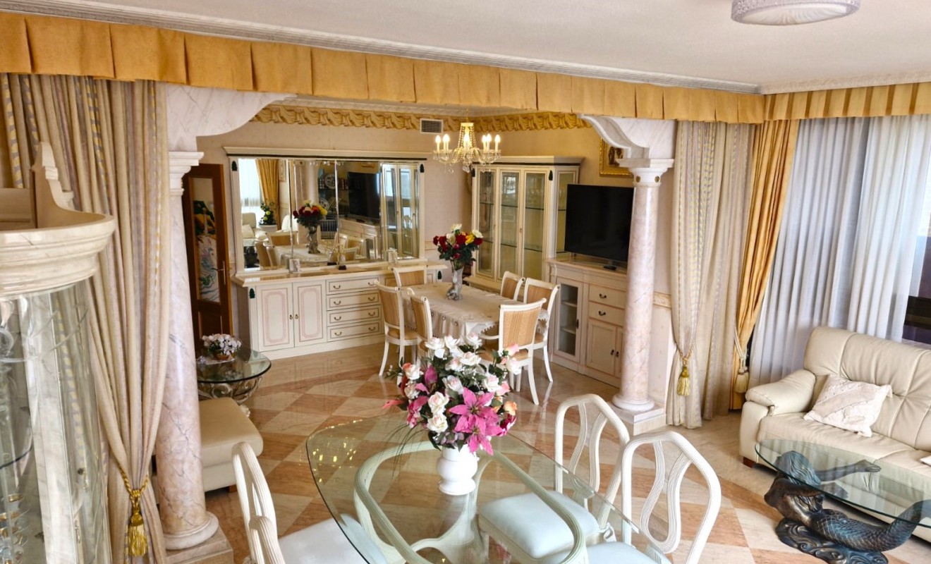 Wederverkoop - Apartment / flat - Benidorm - Levante