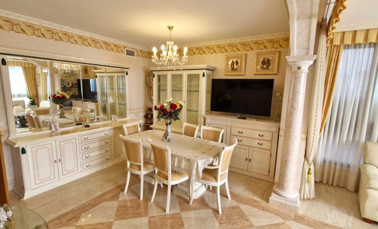 Wederverkoop - Apartment / flat - Benidorm - Levante