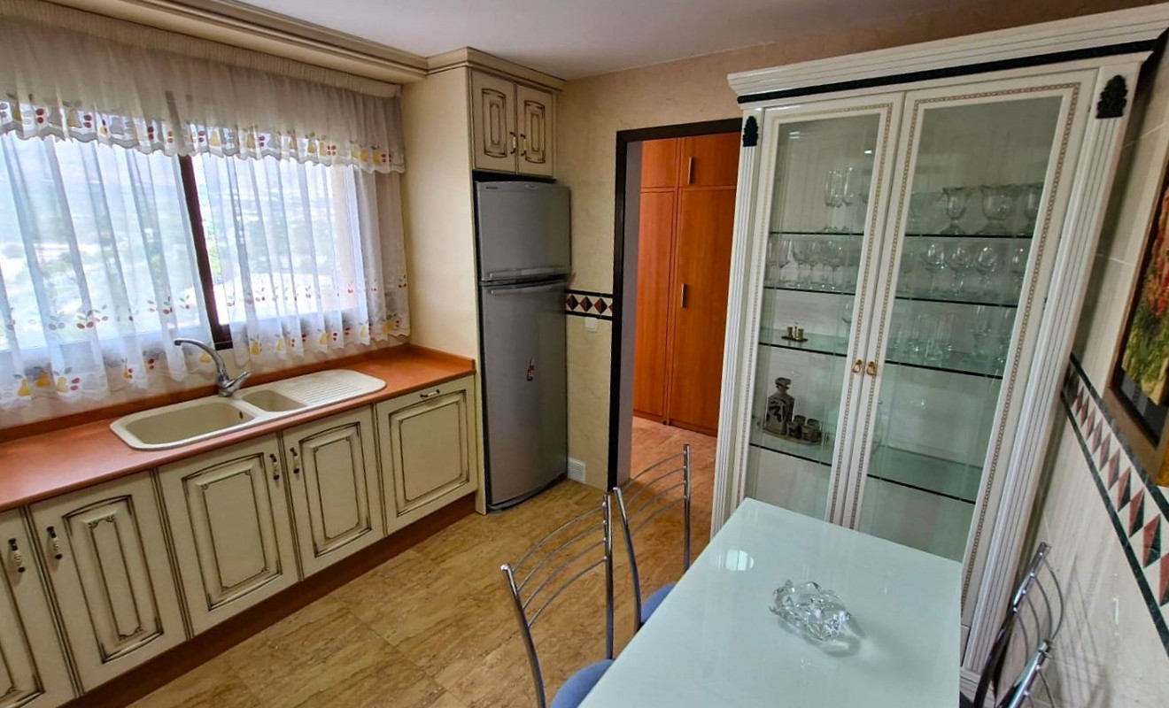 Wederverkoop - Apartment / flat - Benidorm - Levante