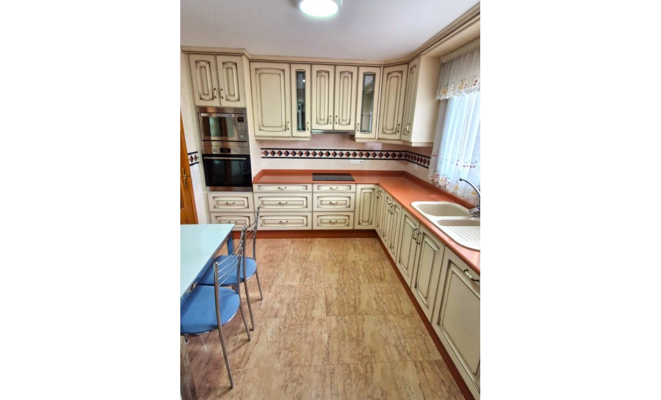 Wederverkoop - Apartment / flat - Benidorm - Levante