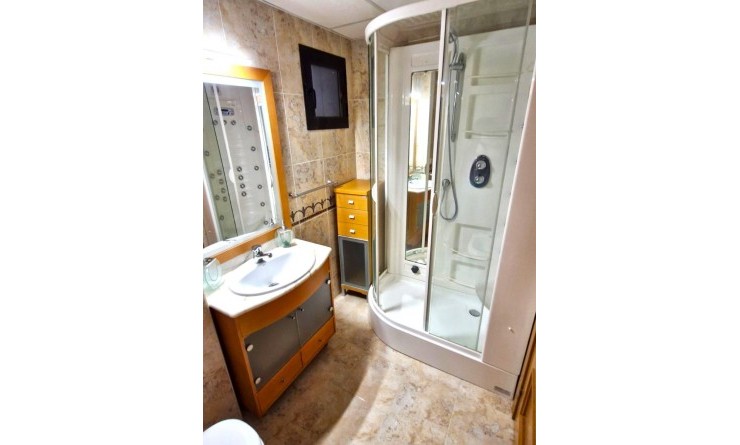 Wederverkoop - Apartment / flat - Benidorm - Levante