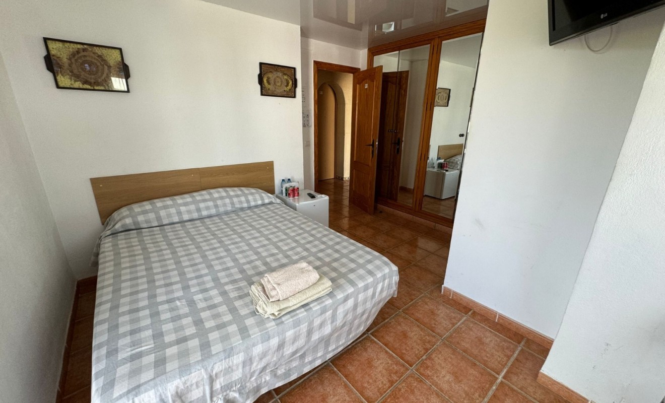 Wederverkoop - Hostel - Gandía - Playa de Gandía