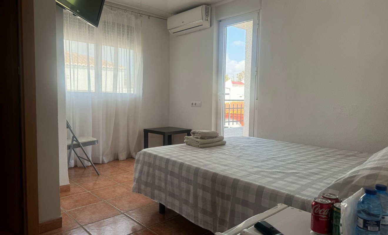 Wederverkoop - Hostel - Gandía - Playa de Gandía