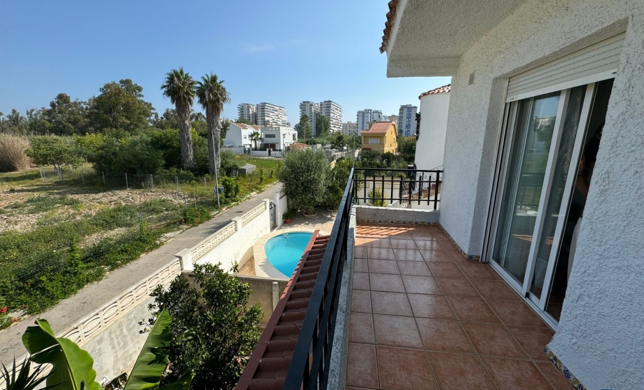 Wederverkoop - Hostel - Gandía - Playa de Gandía