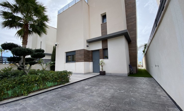 Wederverkoop - Chalet independiente - Finestrat - Finestrat Urbanizaciones