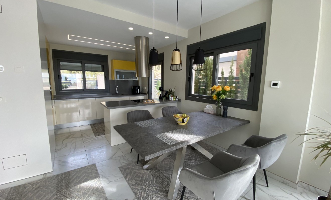 Wederverkoop - Chalet independiente - Finestrat - Finestrat Urbanizaciones