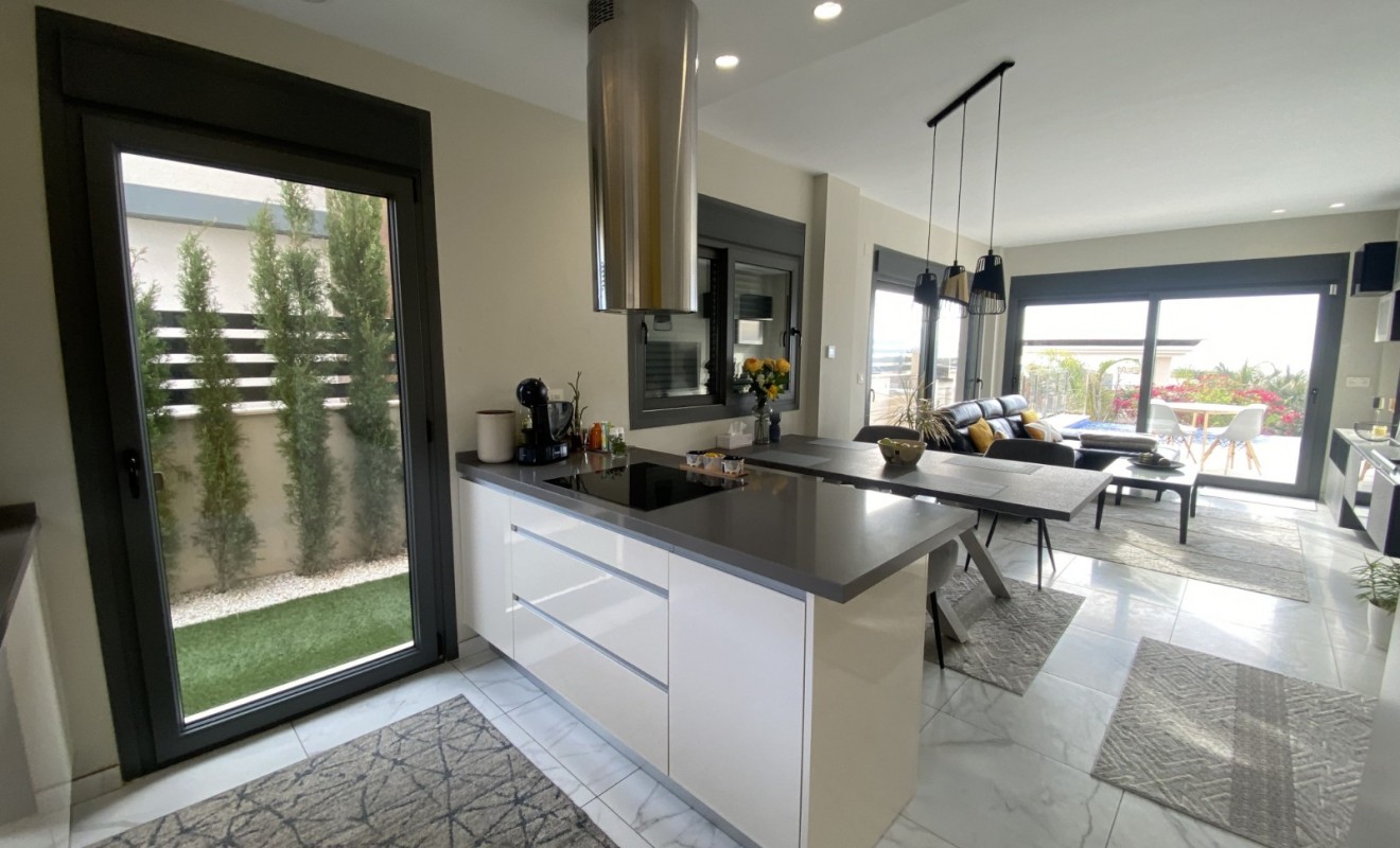 Wederverkoop - Chalet independiente - Finestrat - Finestrat Urbanizaciones