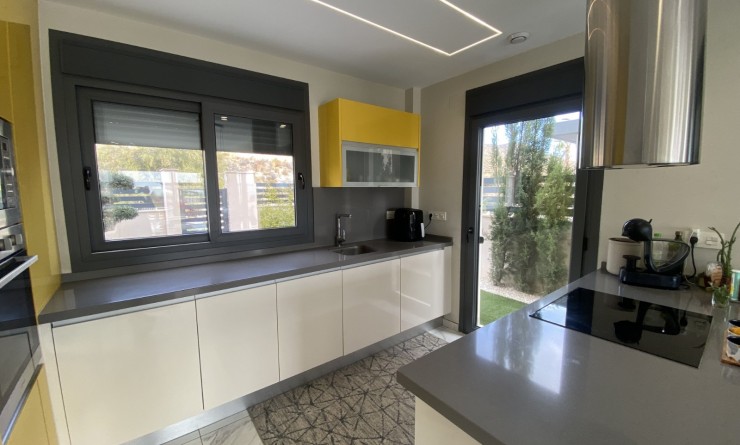 Wederverkoop - Chalet independiente - Finestrat - Finestrat Urbanizaciones