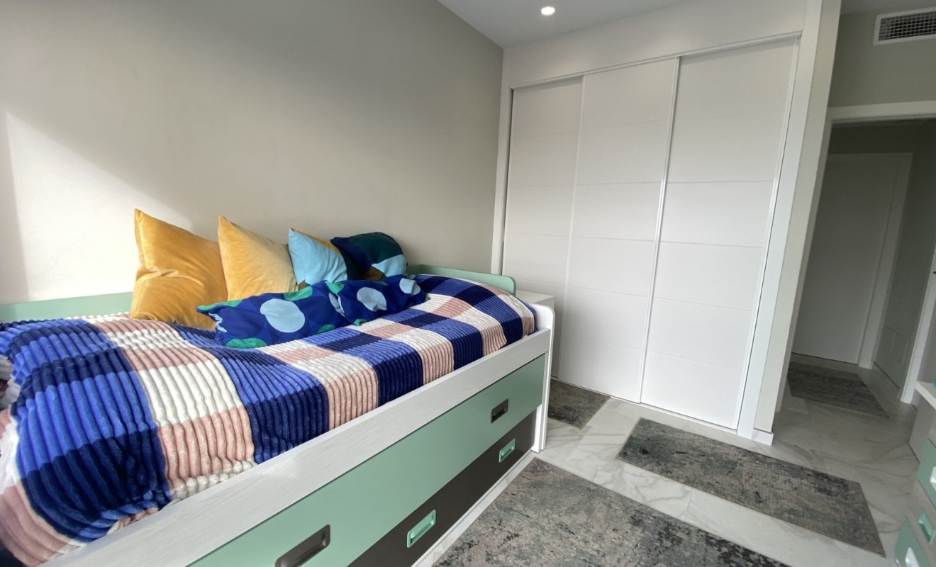 Wederverkoop - Chalet independiente - Finestrat - Finestrat Urbanizaciones