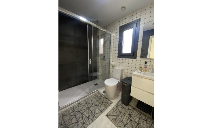 Wederverkoop - Chalet independiente - Finestrat - Finestrat Urbanizaciones