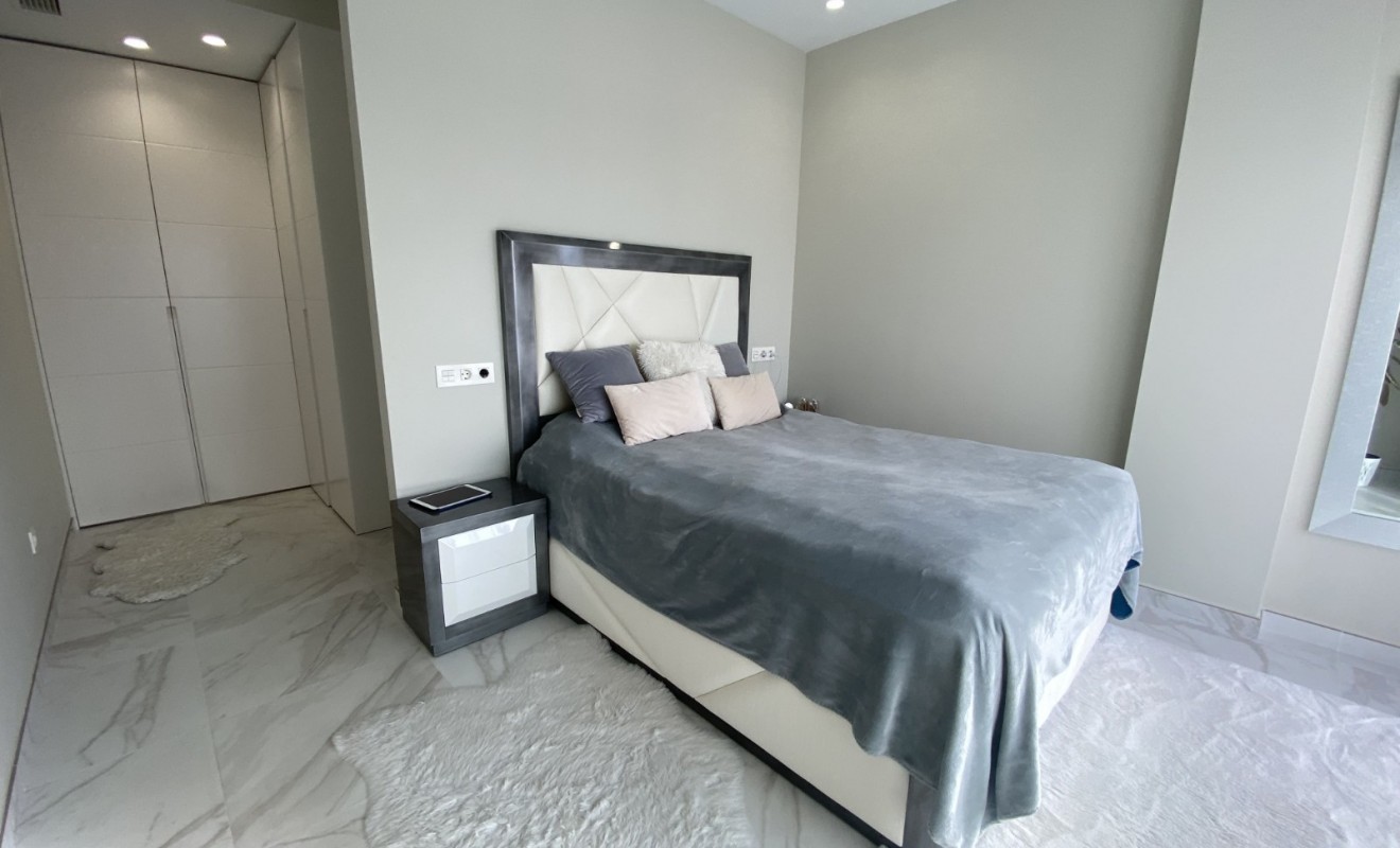 Wederverkoop - Chalet independiente - Finestrat - Finestrat Urbanizaciones