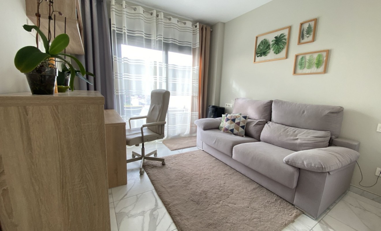 Wederverkoop - Chalet independiente - Finestrat - Finestrat Urbanizaciones