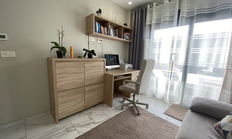 Wederverkoop - Chalet independiente - Finestrat - Finestrat Urbanizaciones