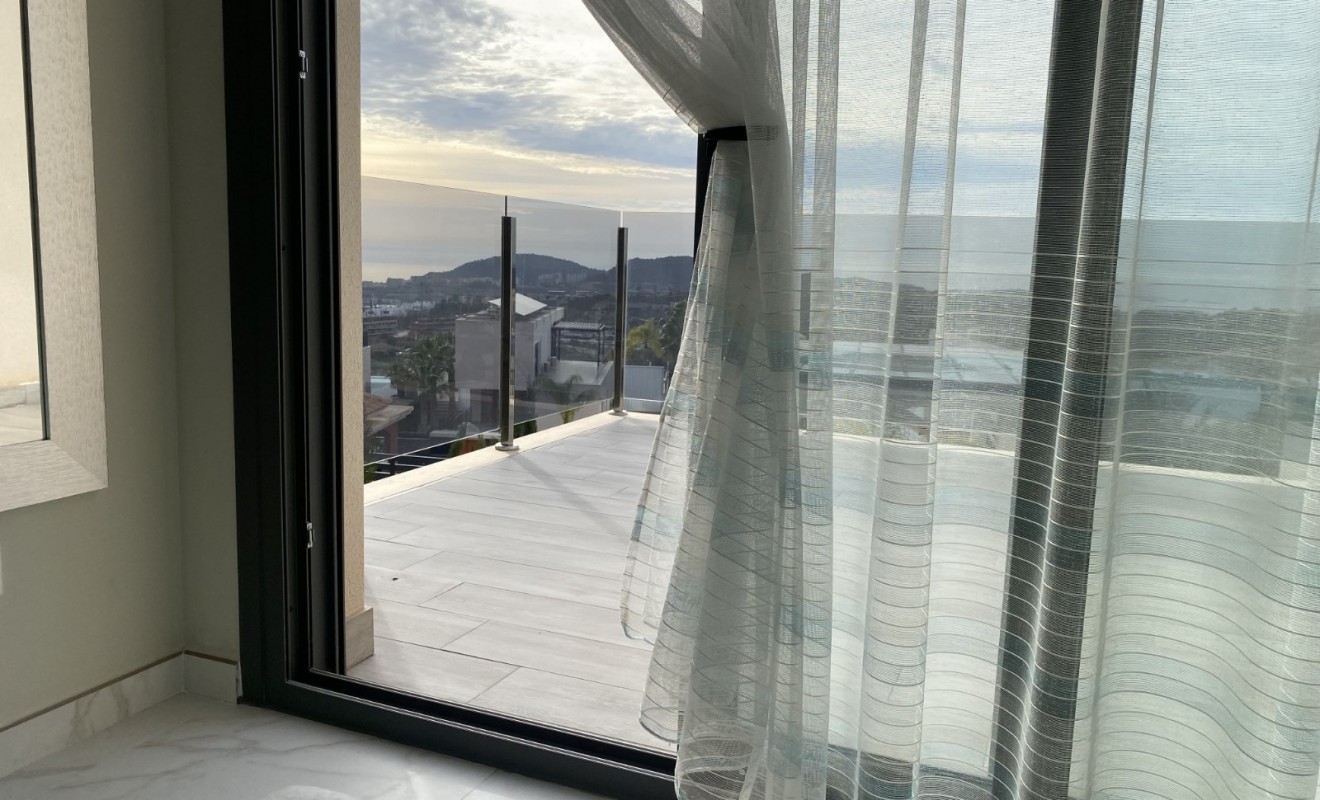 Wederverkoop - Chalet independiente - Finestrat - Finestrat Urbanizaciones