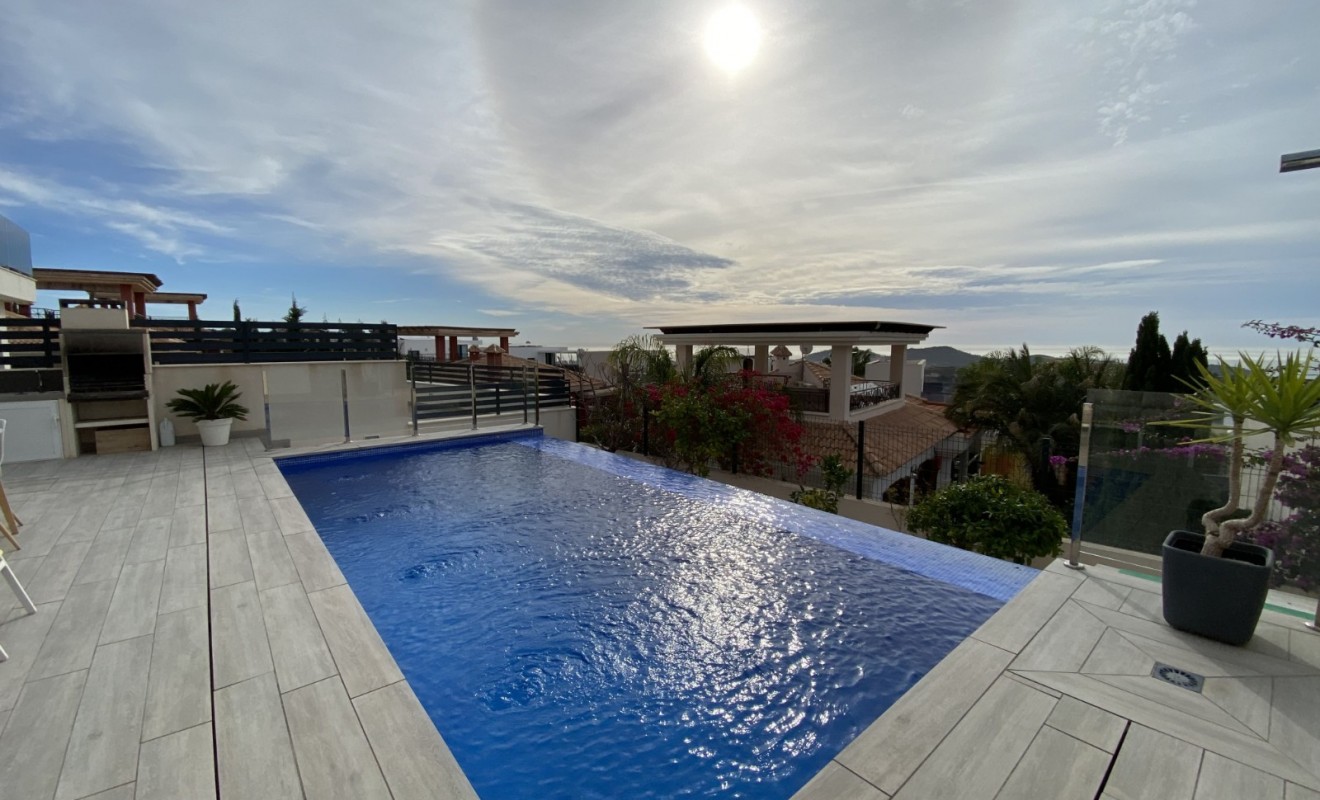 Wederverkoop - Chalet independiente - Finestrat - Finestrat Urbanizaciones