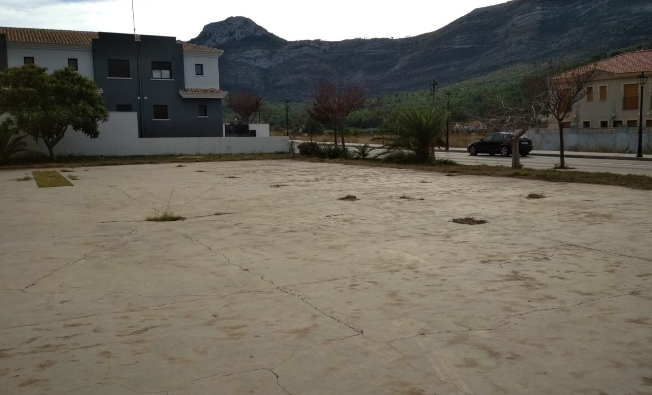 Wederverkoop - Perceel / Terrein - Parcent - Pueblo