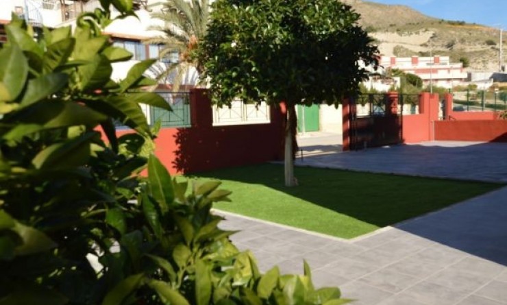 Wederverkoop - Chalet independiente - Finestrat - Finestrat pueblo