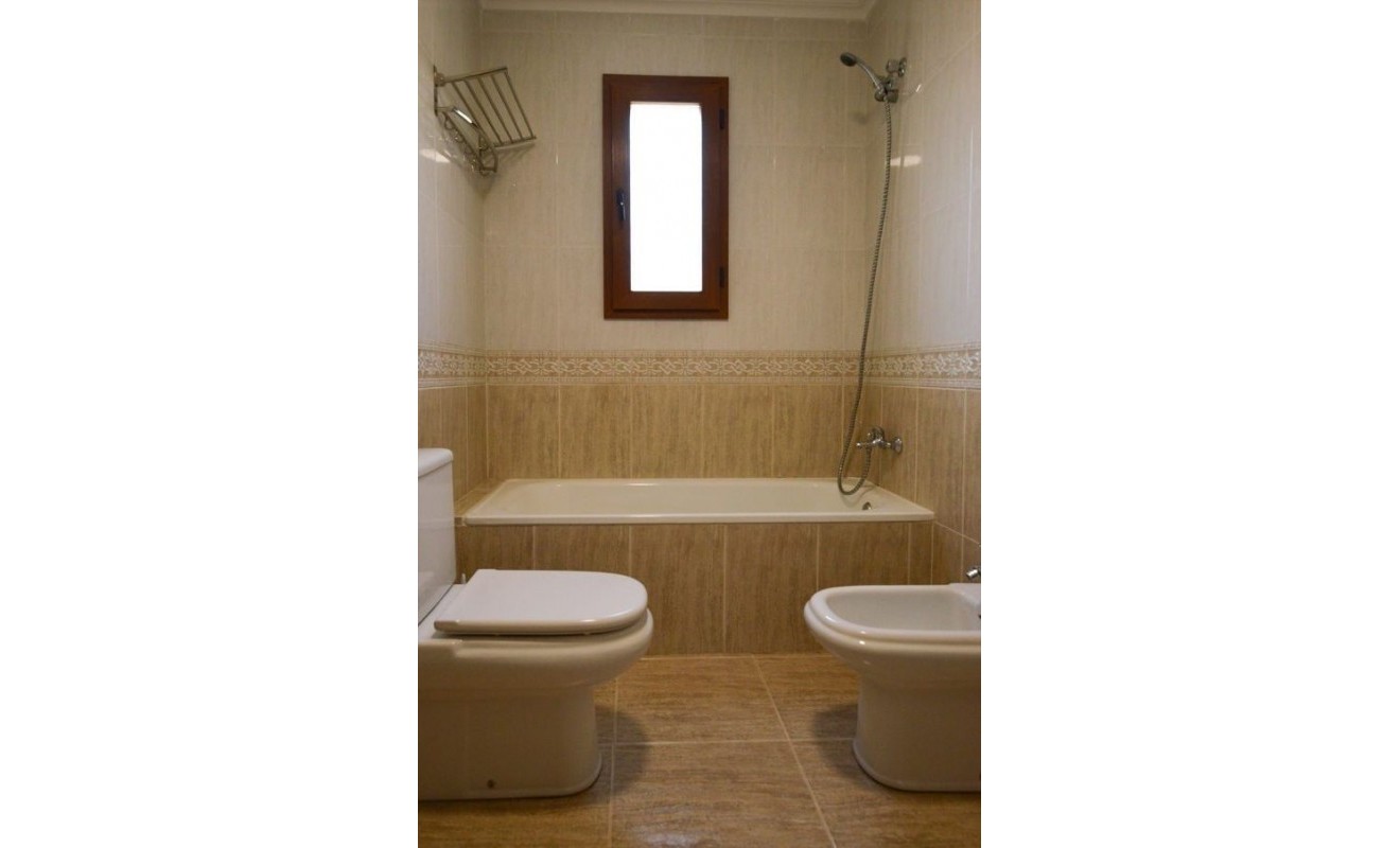 Wederverkoop - Chalet independiente - Finestrat - Finestrat pueblo