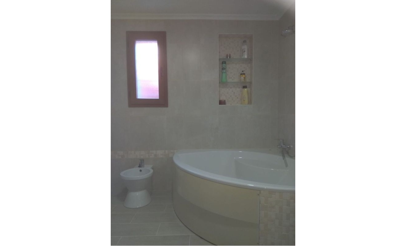 Wederverkoop - Chalet independiente - Finestrat - Finestrat pueblo