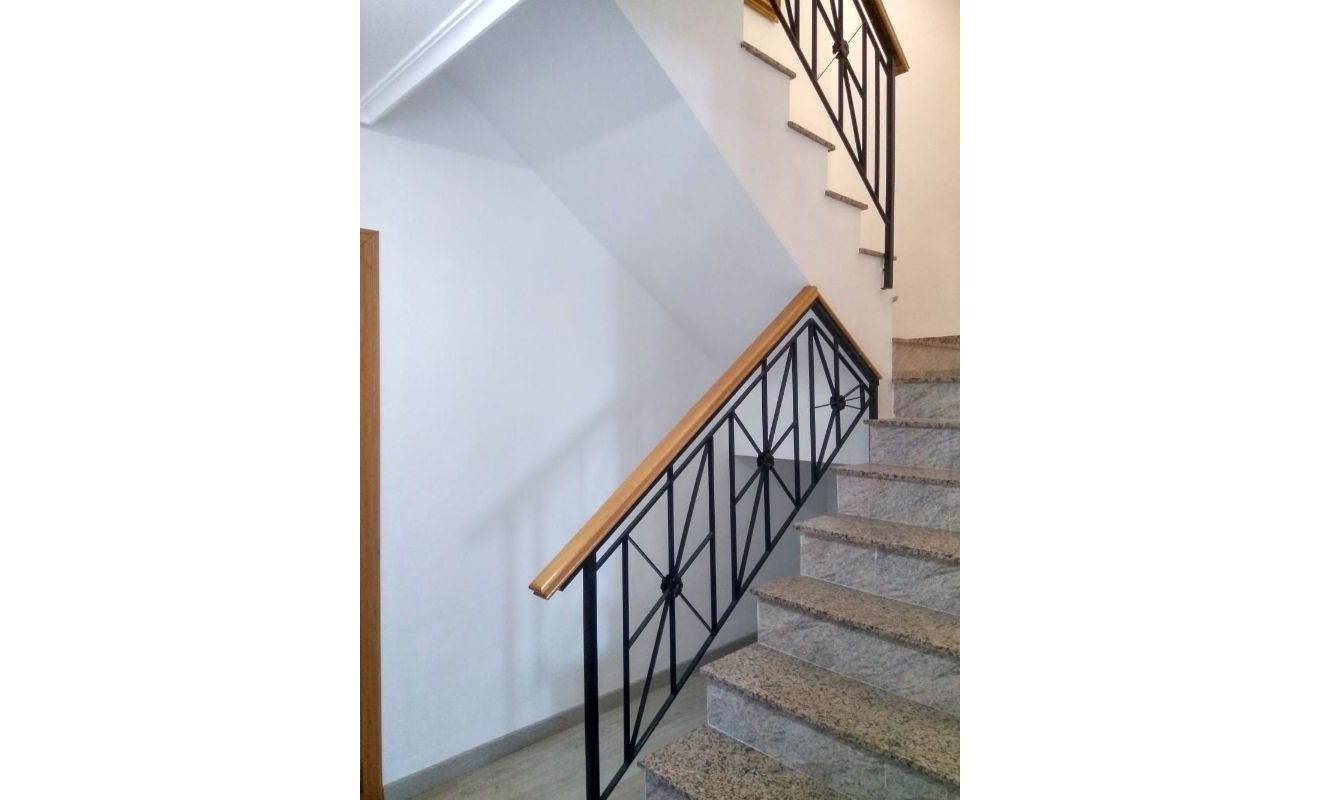 Wederverkoop - Chalet independiente - Finestrat - Finestrat pueblo