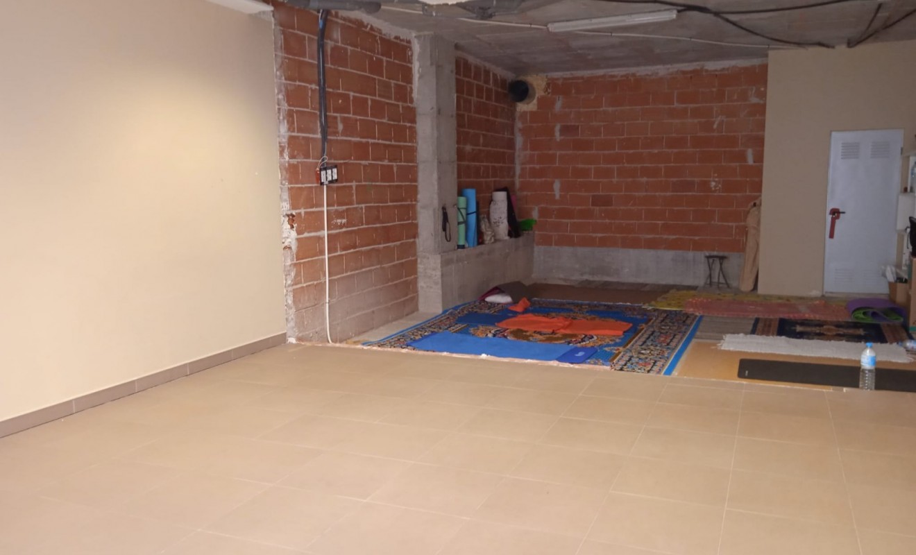 Sale - Local - Benidorm - Levante